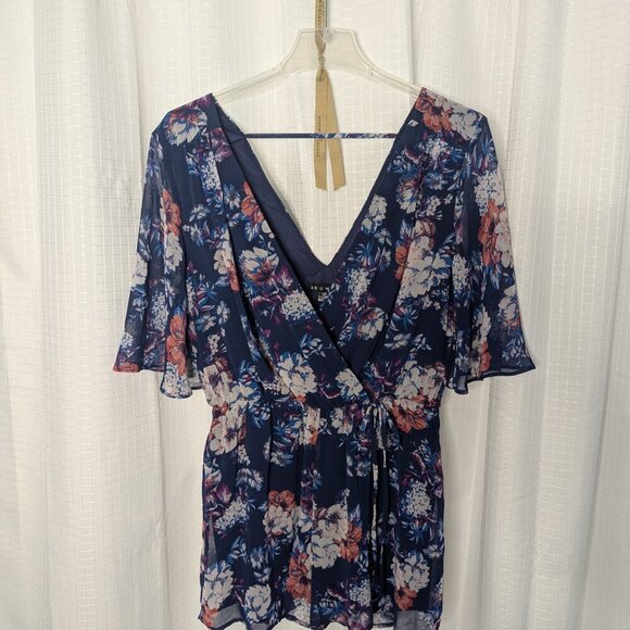 As U Wish Shorts Romper, Navy with floral design, Size S - Picture 1 of 7